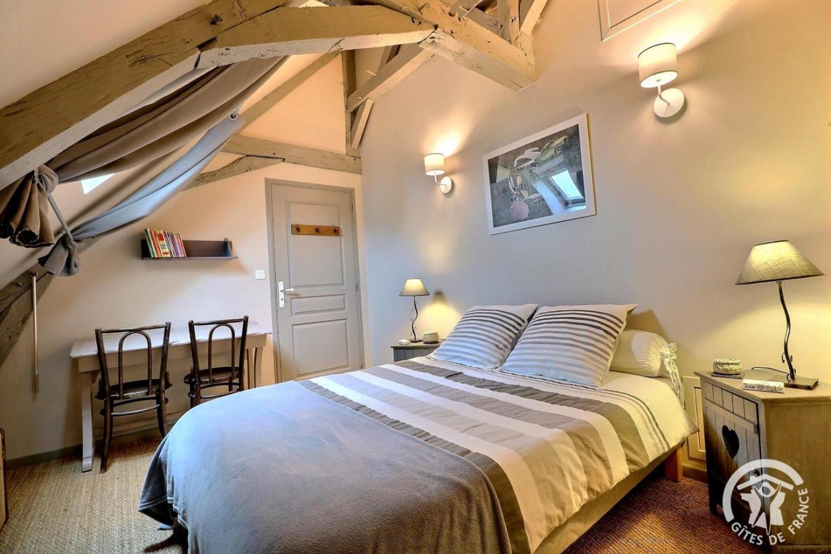 La Gentilhommiere Bed & Breakfast La Bazouges-du-Desert Exterior photo